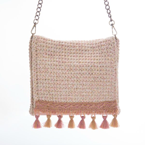 crochet shoulder bag in pink